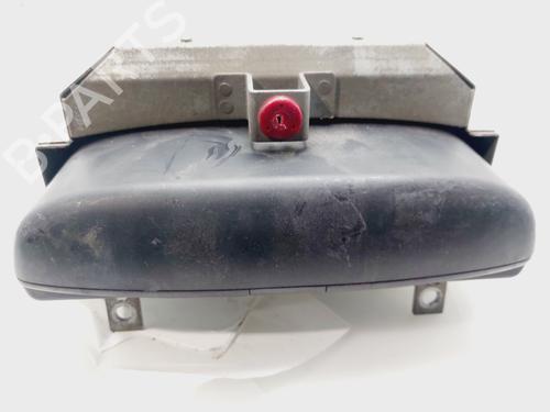 Used Display monitor VOLVO XC90 I (275) D5 AWD (163 hp) 26960909