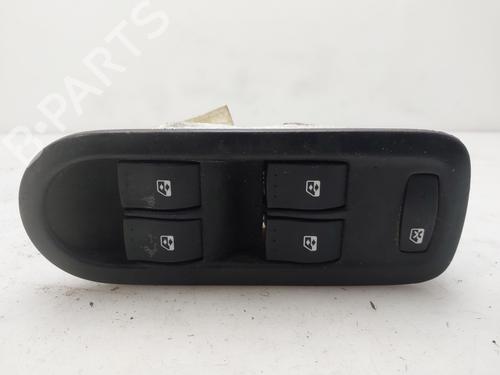 Used Left front window switch Left front window switch RENAULT MEGANE II (BM0/1_, CM0/1_) [2001-2012] 35803836 35803836