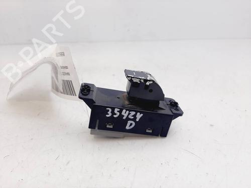 Used Right front window switch SSANGYONG KORANDO (C300) [2019-2025]  23136483