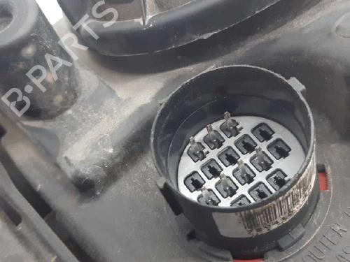 Left headlight LAND ROVER RANGE ROVER SPORT I (L320) 2.7 D 4x4 | BP6986283C28 