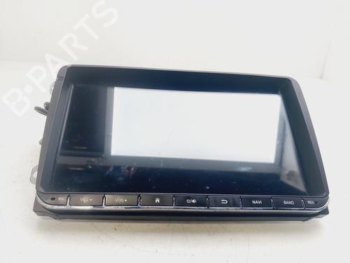 Used Radio VW SCIROCCO III (137, 138) 2.0 TDI (140 hp) 27090935