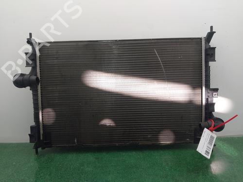 Used Water radiator Water radiator CITROËN C4 Grand Picasso II (DA_, DE_) 1.2 THP 130 (130 hp) 36024556 36024556