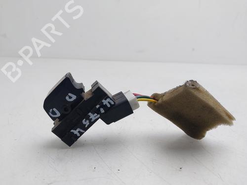 Used Right front window switch Right front window switch SUZUKI GRAND VITARA II (JT, TE, TD) [2005-2026] 36386757 36386757