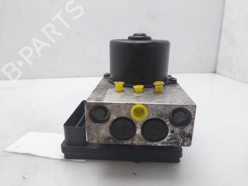 Used ABS pump MERCEDES-BENZ CLK (C209) CLK 270 CDI (209.316) (170 hp) 17560958