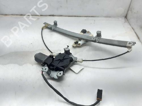 Lève-vitre avant droit NISSAN PRIMERA (P11) 1.6 16V (106 hp) 807002F010 | 807002F010 |