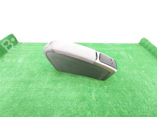 Used Armrest / Center console TOYOTA PRIUS Liftback (_W2_) 1.5 Hybrid (NHW20_, NHW20R) (112 hp) 21484609