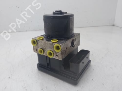 Used ABS pump ABS pump RENAULT LAGUNA II (BG0/1_) 1.9 dCi (BG08, BG0G) (120 hp) 33401634 33401634