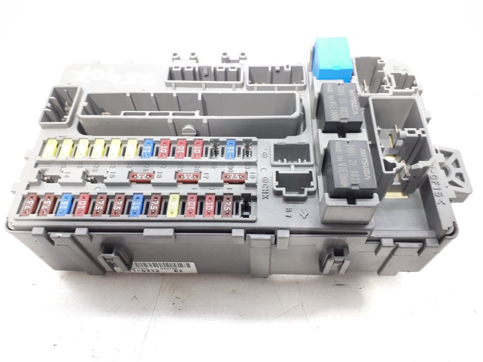 Fuse box HONDA ACCORD VIII (CU) 2.4 i (CU2) 8334156 BParts
