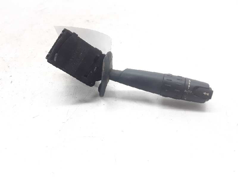 Commodo De Phare Pour Peugeot 406 Coupé 2.2 HDI - Pièce D'occasion - Réf. 625375