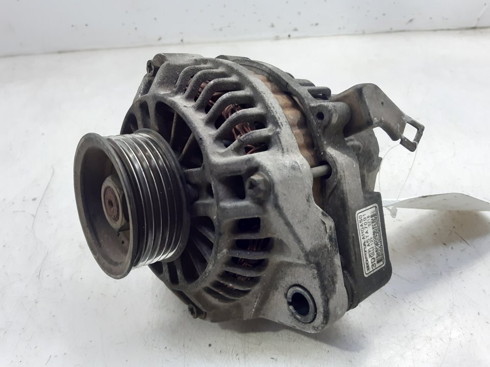 Alternator HONDA CIVIC VII Hatchback (EU, EP, EV) 1.4 iS (EP1) 8639461