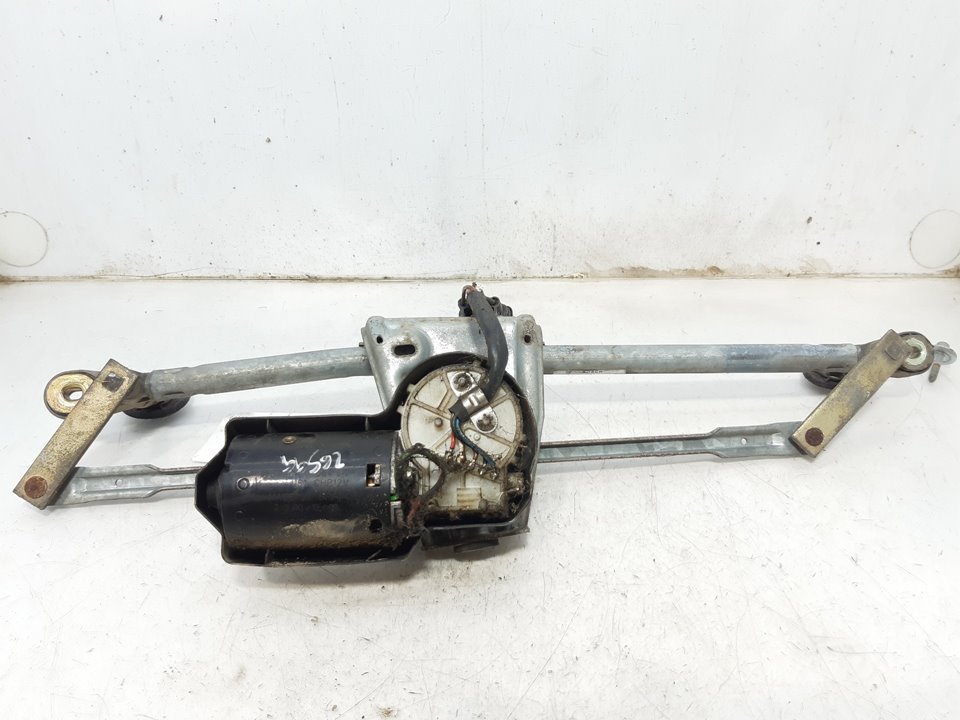Front wiper motor RENAULT CLIO II (BB_, CB_) 1.9 D (B/CB0E) 8806869 B