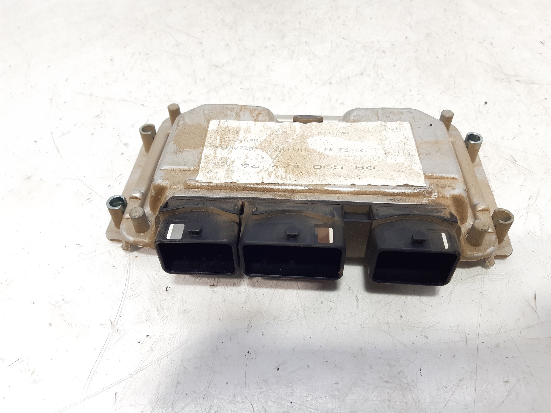 Calculateur Moteur ECU Pour Peugeot 307 (3A/C/D) - 2001 - Magneti Marelli - Ref. 9643922580 - Occasion Fonctionnel