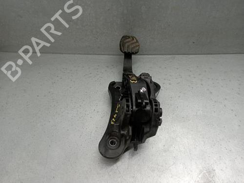 Pédale d'embrayage DACIA SANDERO III [2021-2025]  24833958