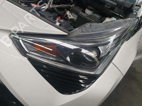Used Left headlight TOYOTA AYGO (_B4_) 1.0 VVTi (KGB40) (72 hp) 24840225