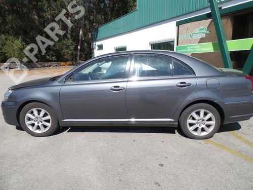 Dashboard TOYOTA AVENSIS (_T25_) 2.0 VVT-i (AZT250_, AZT250R) | BP322136C46 