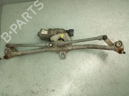 Used Front wiper motor TOYOTA YARIS (_P9_) 1.33 VVT-i (NSP90_, NSP90R) (99 hp) 24881406