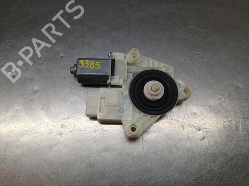 Used Right rear window motor VW GOLF VII (5G1, BQ1, BE1, BE2) 1.4 TSI (125 hp) 25488516