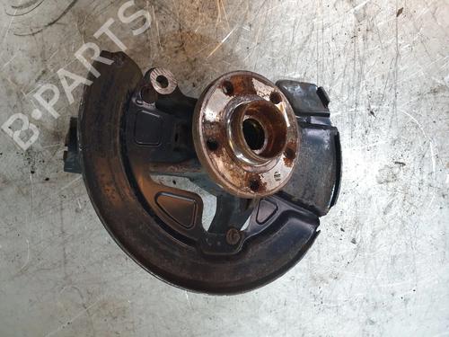 Used Right front steering knuckle VOLVO V60 I (155) D5 (205 hp) 10205207