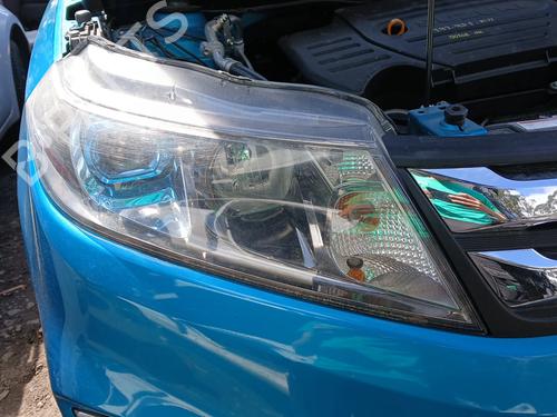 Used Right headlight Right headlight SUZUKI VITARA (LY) 1.6 AllGrip (APK 416) (120 hp) 35964887 35964887