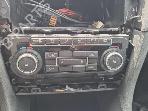 Climate control VW GOLF VI (5K1) 1.2 TSI BP26147207I5