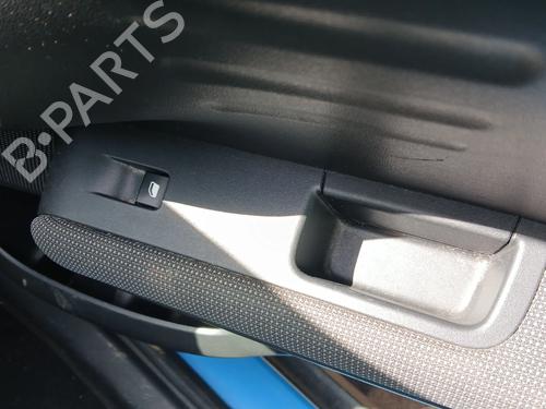 Used Right front window switch CITROËN C3 AIRCROSS II (2R_, 2C_) 1.5 BlueHDi 100 (2CYHYJ) (102 hp) 26147235
