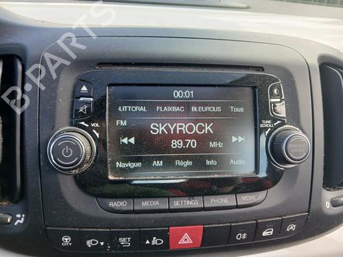 Radio FIAT 500L (351_, 352_) 0.9 (199LYC1B) BP26428882E6