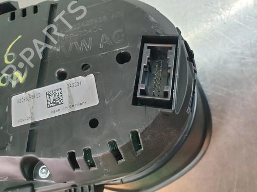Instrument cluster SEAT LEON (5F1) 2.0 TDI | BP21824557C47 