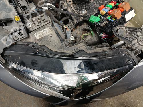 Venstre forlygte PEUGEOT 208 II (UB_, UP_, UW_, UJ_) 1.2 PureTech 75 | BP29958539C28