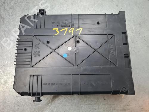 Used Fuse box CITROËN C4 CACTUS 1.2 THP 110 (110 hp) 26606567