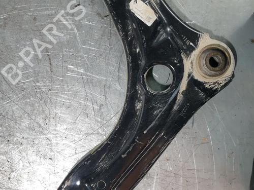Used Right front suspension arm DACIA SANDERO III 1.0 SCe 65 (67 hp) 25896994