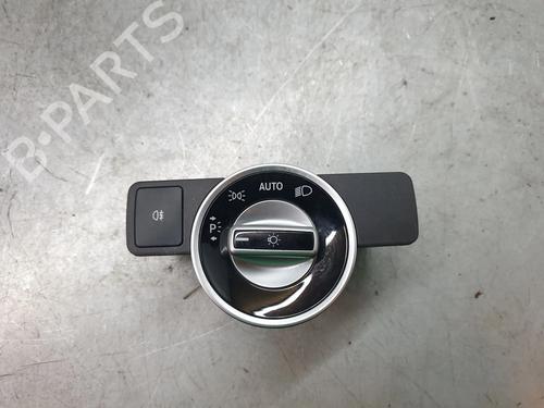 Used Headlight switch MERCEDES-BENZ GLA-CLASS (X156) GLA 200 CDI / d (156.908) (136 hp) 17768630