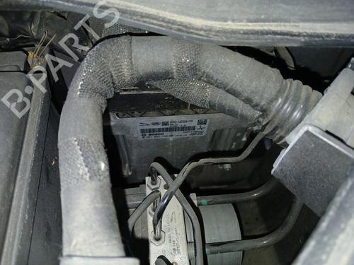 Used Engine control unit (ECU) JAGUAR F-PACE (X761) 2.0 TD4 AWD (180 hp) 26740220