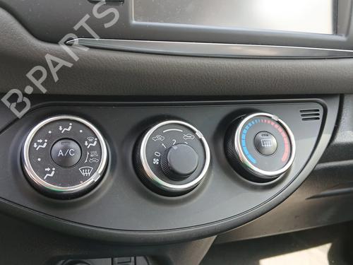 Climate control TOYOTA YARIS (_P13_) 1.0 (KSP130_, KSP130) BP27284250I5