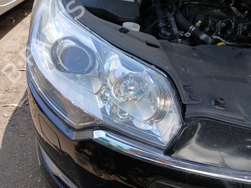 Right headlight CITROËN C5 III Break (RW_) 3.0 HDi 240 (RWX8CA) | BP27311765C29 
