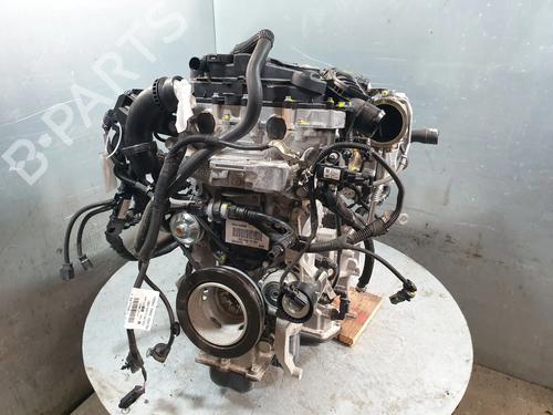 Motor VAUXHALL CROSSLAND X / CROSSLAND (P17) 1.2 (75) (131 hp) 27150144