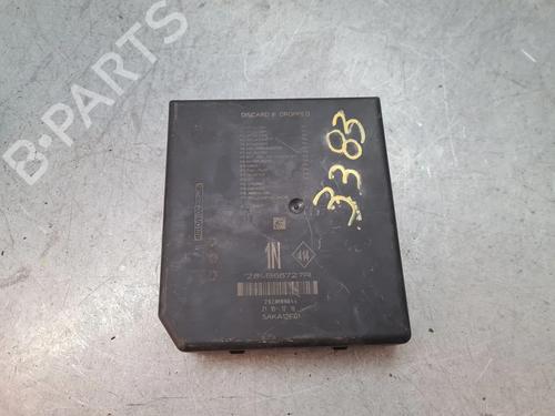 Used Fuse box RENAULT MEGANE IV Hatchback (B9A/M/N_) 1.5 Blue dCi 115 (B9A6) (116 hp) 27467054