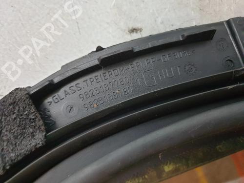 Rear left door window PEUGEOT 208 II (UB_, UP_, UW_, UJ_) 1.5 BlueHDI 100 | BP27467775C20 