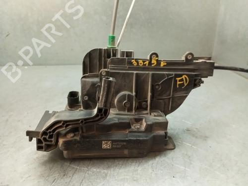 Front right lock MERCEDES-BENZ VITO Van (W447) 119 CDI / BlueTEC (447.601, 447.603, 447.605) A4477200235