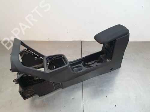 Used Armrest / Center console DACIA SANDERO III 1.0 TCe 90 (91 hp) 27688813
