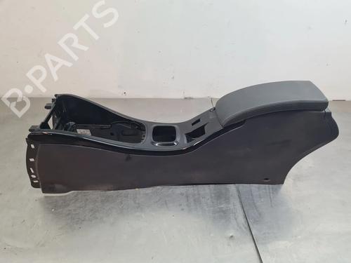 Armlæn RENAULT MEGANE III Grandtour (KZ0/1) 1.5 dCi (KZ09, KZ0D, KZ1G, KZ29, KZ14, KZ1W, KZ10, KZ1F,... (110 hp) 27817731