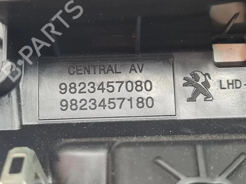 Air vent PEUGEOT 208 II (UB_, UP_, UW_, UJ_) e-208 | BP27985132I21