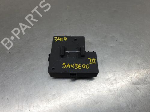 Used Electronic module DACIA SANDERO III 1.0 TCe 90 (91 hp) 28001937