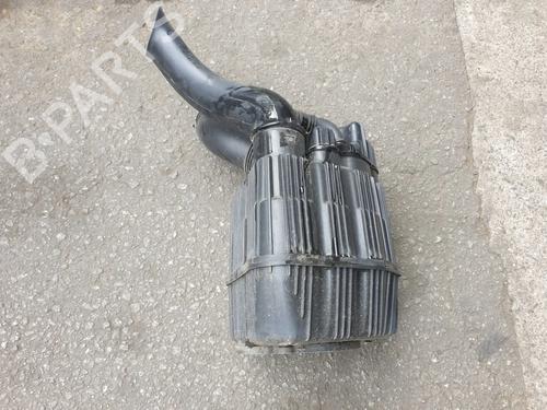 Used Air filter box ALFA ROMEO GIULIETTA (940_) 1.4 TB (940FXA1A, 940FXT1A) (120 hp) 28004714