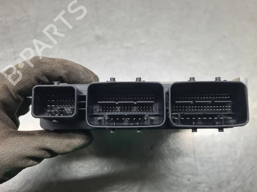 Engine control unit (ECU) RENAULT CLIO V (B7_) 1.5 Blue dCi 100 (B7AD) | BP28044453M57 