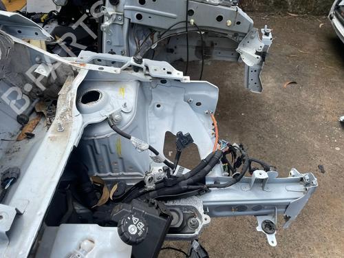 Used Wheel arch RENAULT CLIO V (B7_) 1.5 Blue dCi 85 (B7AG) (86 hp) 28044452