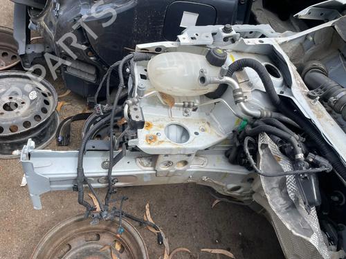 Used Wheel arch RENAULT CLIO V (B7_) 1.5 Blue dCi 85 (B7AG) (86 hp) 28048044