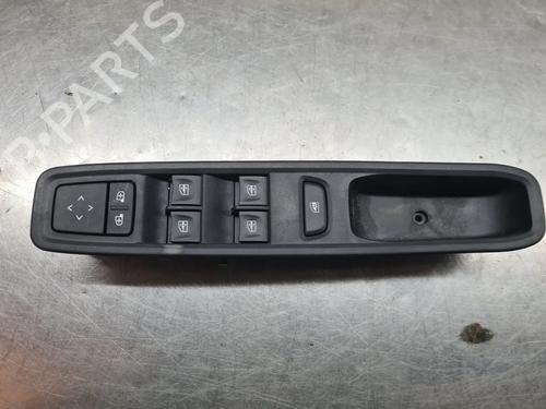 Used Left front window switch DACIA SANDERO III 1.0 TCe 90 (91 hp) 25265898