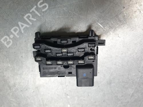 Elektronisk modul AUDI TT (8J3) 2.0 TFSI (200 hp) 28103538