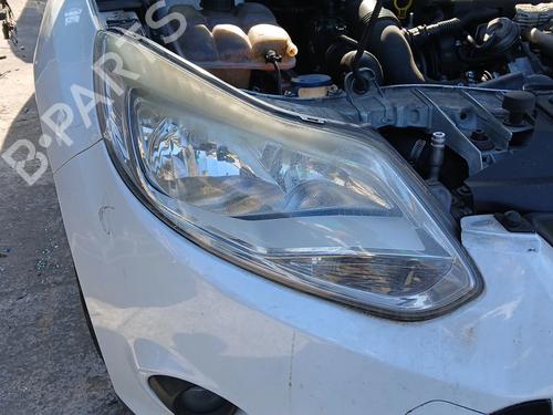 Used Right headlight Right headlight FORD FOCUS III 1.0 EcoBoost (125 hp) 28142598 28142598