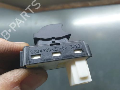 Høyre bak elrute bryter PEUGEOT 3008 II SUV (MC_, MR_, MJ_, M4_) 1.5 BlueHDi 130 | BP28172570I28 